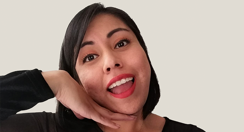 Mayra  Cruz divertido